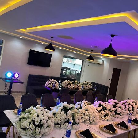 His Dulce Apartments Lagos Ngoại thất bức ảnh